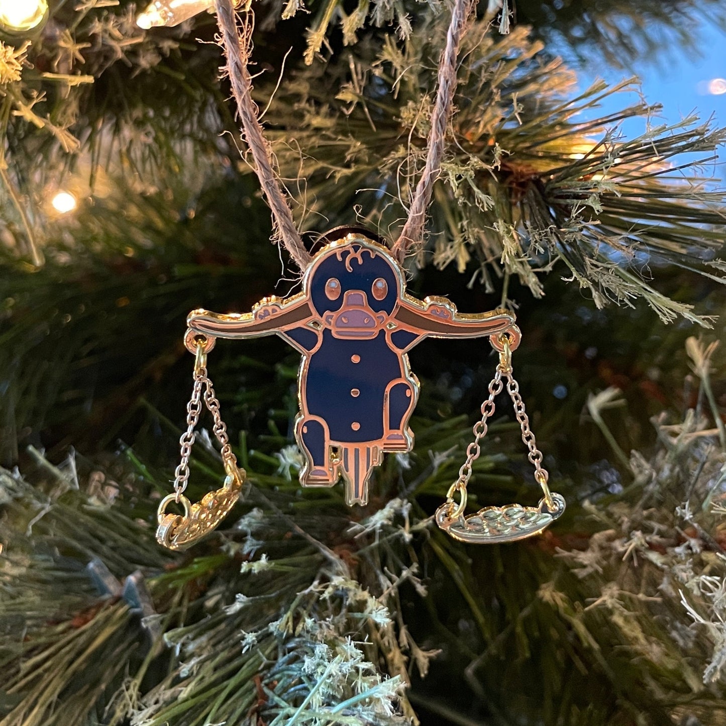 Balancing Noodle Enamel Pin (Gold Chain Variant)