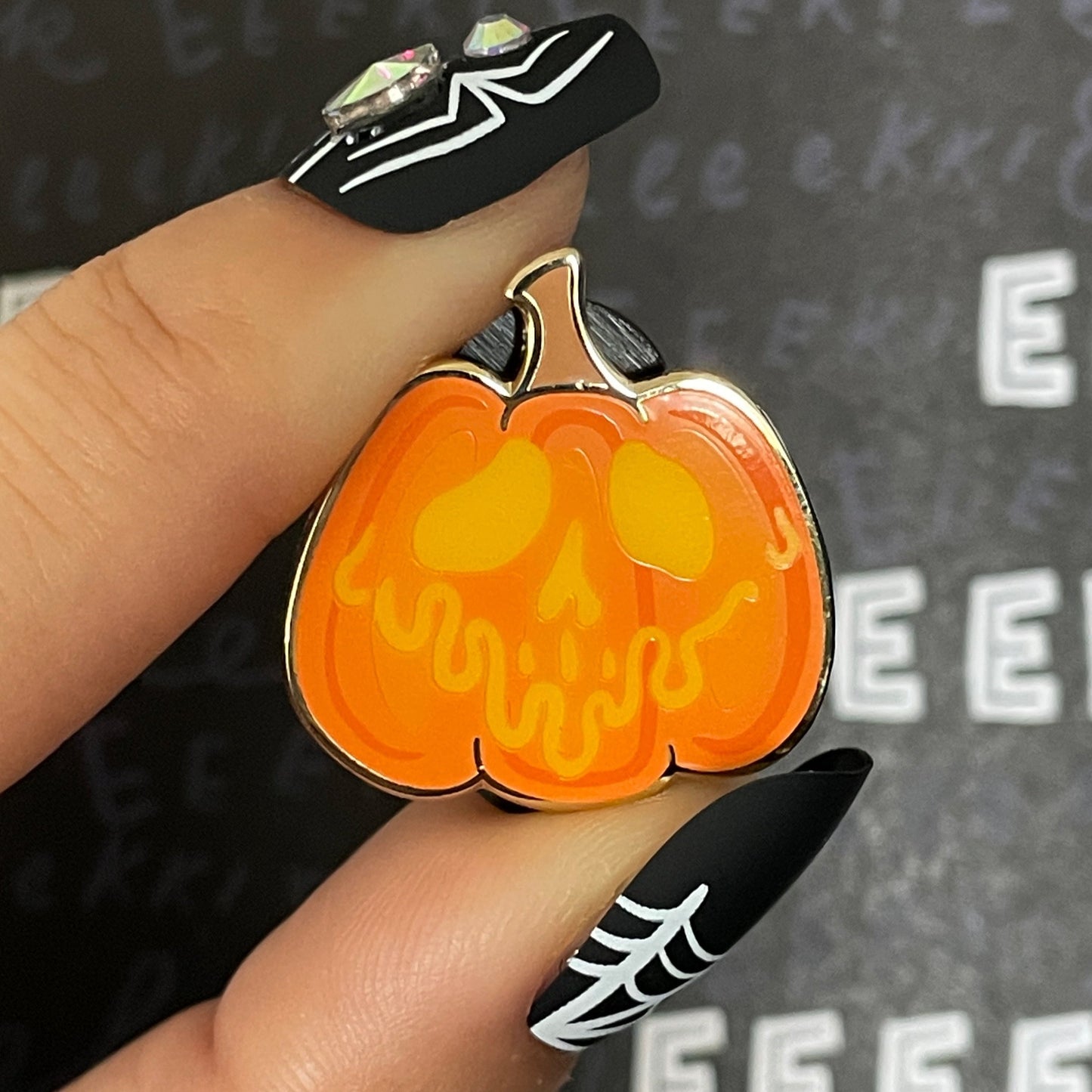 Poisoned Pumpkin Enamel Pin (Fandom Pumpkin Patch Series)